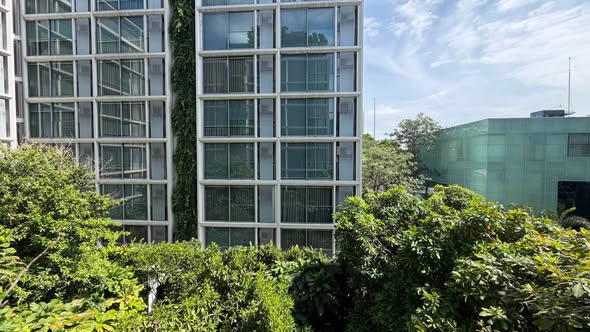 Luxury Pet-Friendly One-Bedroom Corner Condo at SCOPE Promsri Sukhumvit 49