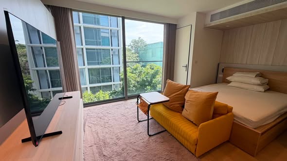 Luxury Pet-Friendly One-Bedroom Corner Condo at SCOPE Promsri Sukhumvit 49