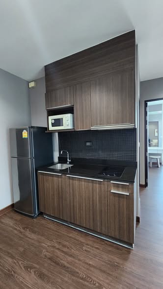 Newly Renovated One-Bedroom Plus Condo with High-Floor View at Ideo Q Phaya Thai
