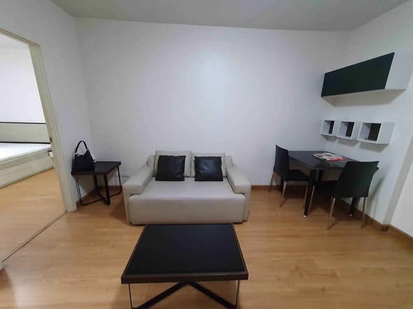 Fully Furnished One-Bedroom Condo near BTS Bearing at Supalai City Resort Bearing Sukhumvit 105