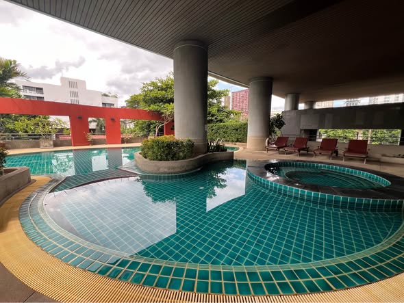 Fully Furnished Three-Bedroom Penthouse with Maid’s Quarter at Chavana Place Ari 4