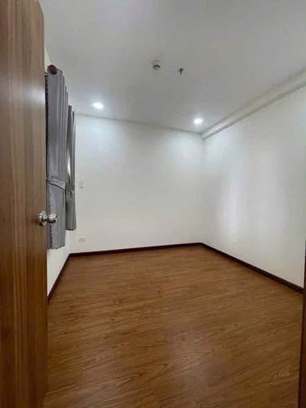 Unfurnished Two-Bedroom Apartment with Balcony at Minh Quoc Apartment