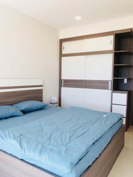 Fully Furnished Two-Bedroom Sea-View Apartment in Block A at Gateway