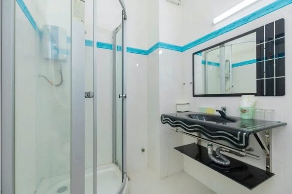 Fully Furnished Apartment with Private Kitchen and Washing Machine in Ward 2