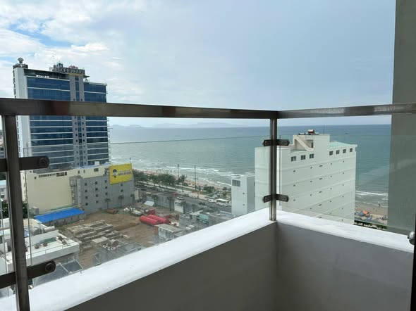 Fully Furnished Two-Bedroom Sea-View Apartment with Balcony at Son Thinh 2 Tower