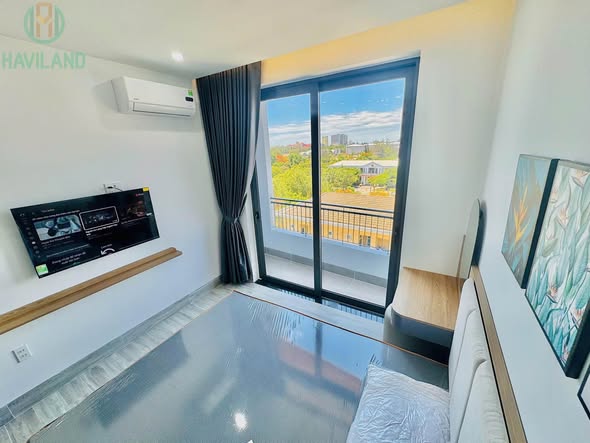 Brand-New Fully Furnished One-Bedroom Apartment with Private Balcony in Khue My Dong 7