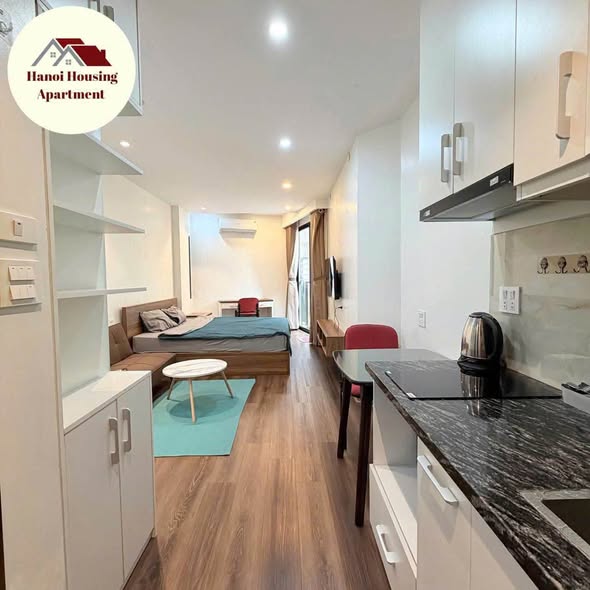Spacious Fully Furnished Studio with Balcony Near West Lake on Thuy Khue Street