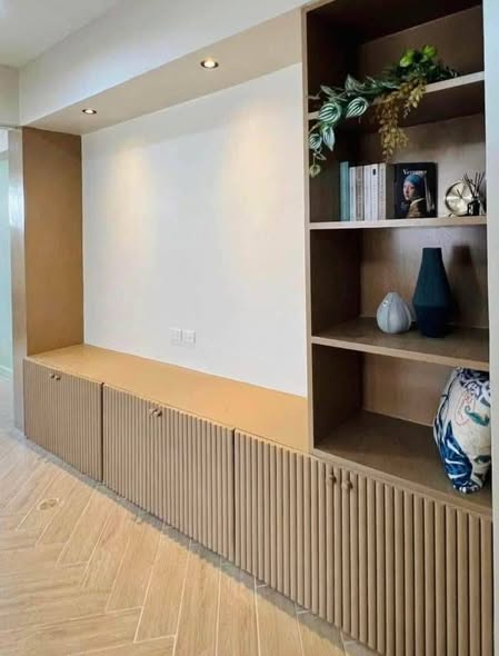 Partly Furnished Two-Bedroom Detached House with Three Parking Spaces in Mae Hia
