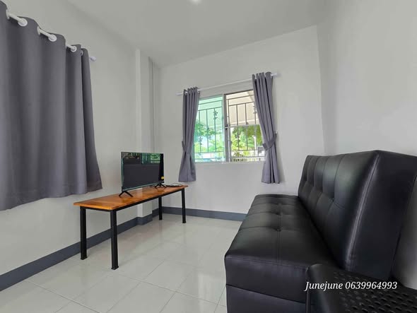 One-Bedroom House near Nakornping Hospital