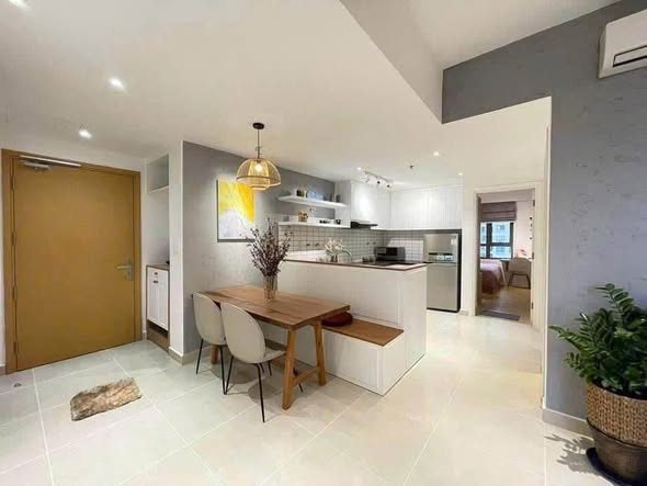 Fully Furnished Two-Bedroom Corner Apartment with River View at Masteri Thao Dien