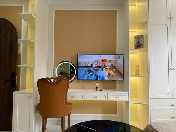 Bright Fully Furnished Apartment in Thao Dien