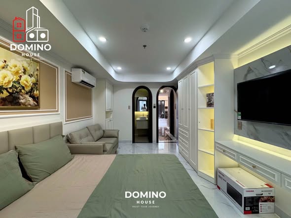 Bright Fully Furnished Studio with Swimming Pool near the Metro in Thao Dien