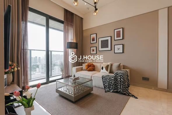 Luxury Fully Furnished Three-Bedroom Apartment on Nguyen Dinh Chieu Street