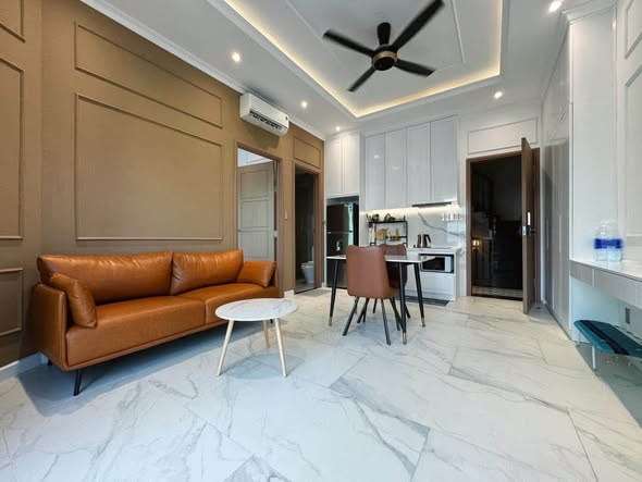 Three-Bedroom Apartment with Direct Saigon River View at One Verandah