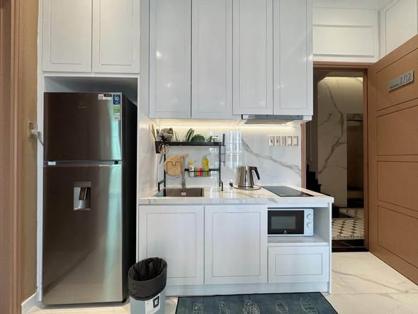 Three-Bedroom Apartment with Direct Saigon River View at One Verandah
