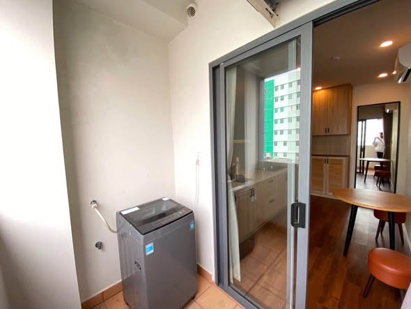 Apartment with Balcony on Ky Dong Street, District 3