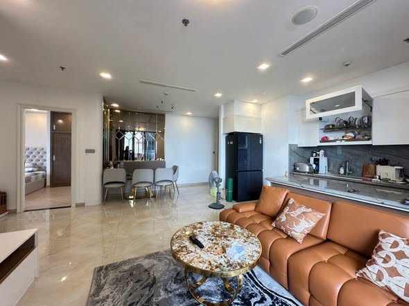 Luxury Three-Bedroom Apartment with Zoo and Thi Nghe Canal View at Vinhomes Golden River