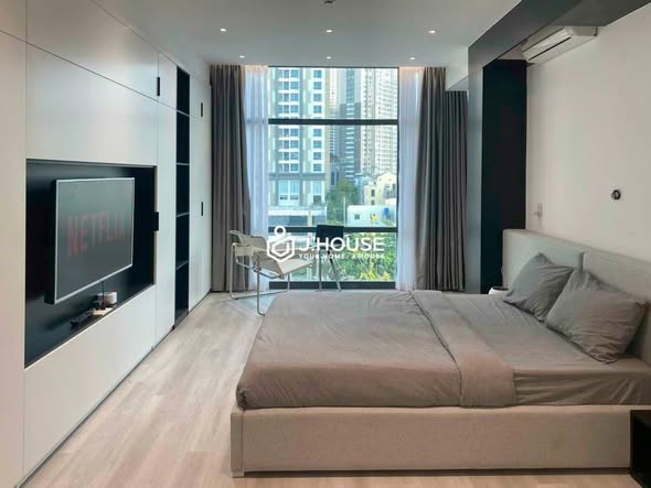 Modern Studio with Large Window in Binh Thanh District