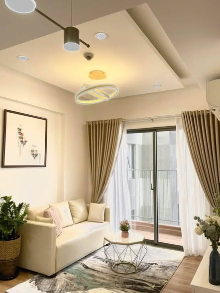 Fully Furnished Two-Bedroom Apartment with Open View at Masteri Thao Dien