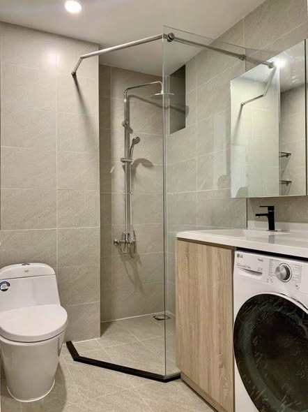 Fully Furnished Modern Studio with Rooftop Gym and BBQ in Thao Dien