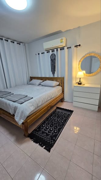 Fully Furnished One-Bedroom House near Maenam Beach