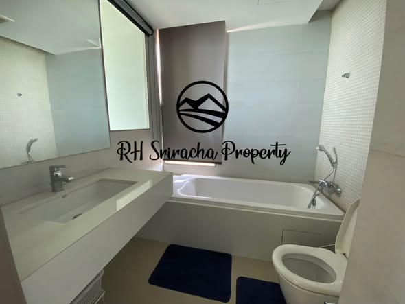 Fully Furnished Two-Bedroom Condo at Marina Bayfront Sriracha