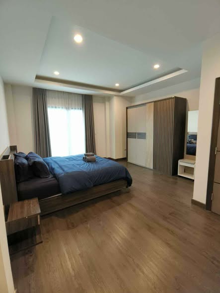Pet-Friendly Four-Bedroom Detached House near BTS Ekkamai