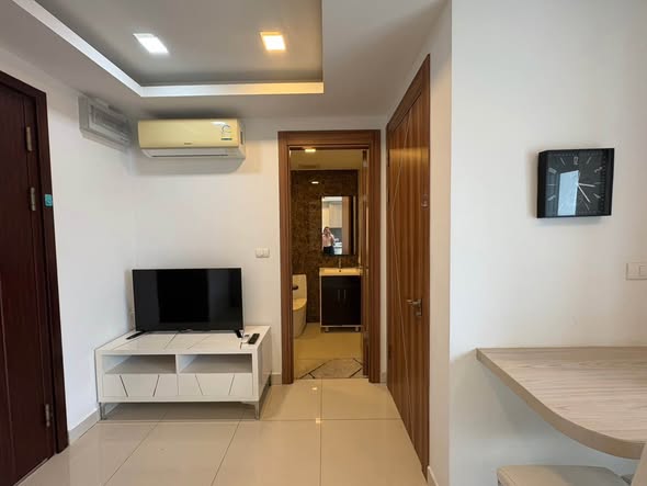 One-Bedroom Condo at Arcadia Beach Resort
