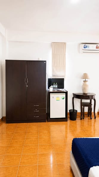 Affordable Room with Private Balcony on Soi Buakhao