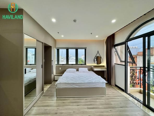 Brand-New Fully Furnished Studio on Le Thanh Nghi Street