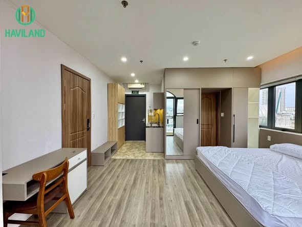 Brand-New Fully Furnished Studio on Le Thanh Nghi Street