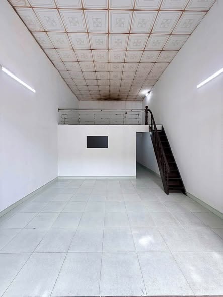 Single-Storey House for Rent on Ly Trien Street