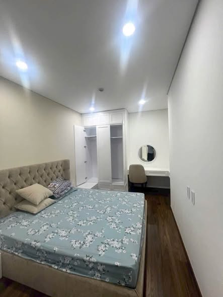 Fully Furnished Two-Bedroom Apartment at The Minato Residence CT1