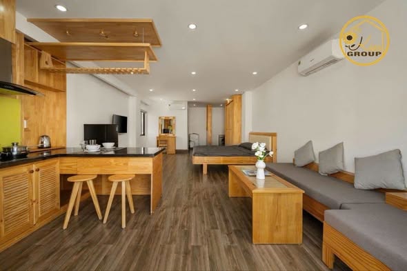 Spacious Studio Apartment with Balcony in An Thuong Area