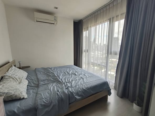 High-Floor 1-Bedroom Condo at Rhythm Sukhumvit 36-38