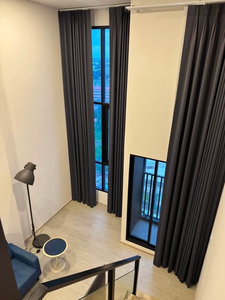 High-Floor 1-Bedroom Condo at Origin Plug &amp; Play Ramkhamhaeng Triple Station