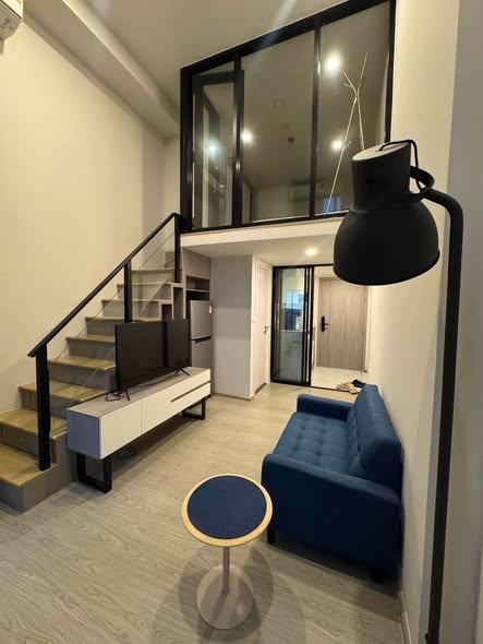 High-Floor 1-Bedroom Condo at Origin Plug &amp; Play Ramkhamhaeng Triple Station