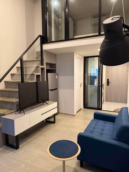 High-Floor 1-Bedroom Condo at Origin Plug &amp; Play Ramkhamhaeng Triple Station
