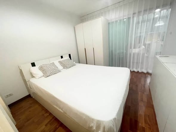 High-Floor 1-Bedroom Condo at Bangkok Horizon Ramkhamhaeng near MRT Yaek Lam Sali