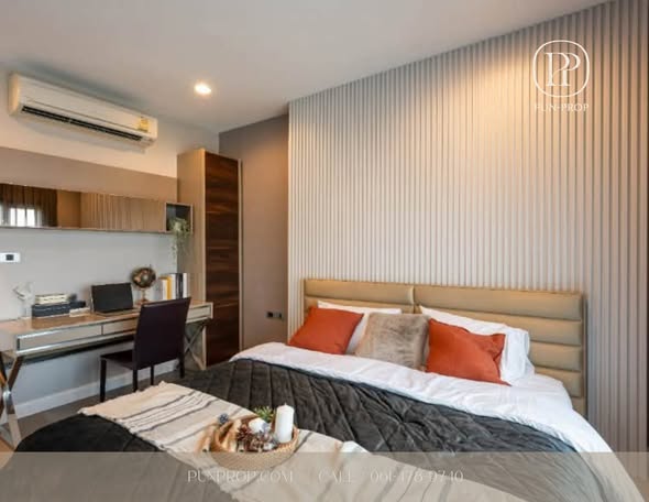Duplex 2-Bedroom Condo at The Crest Sukhumvit 34 near BTS Thong Lo