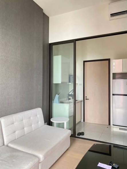High-Floor Duplex-Style 1-Bedroom Condo at Chewathai Residence Asoke