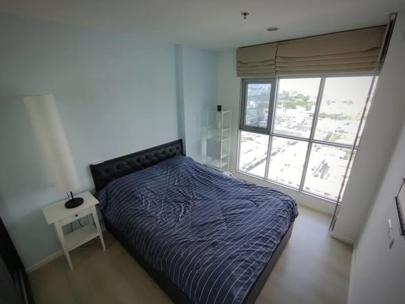 Fully Furnished High-Floor 1-Bedroom Condo at Aspire Sukhumvit 48