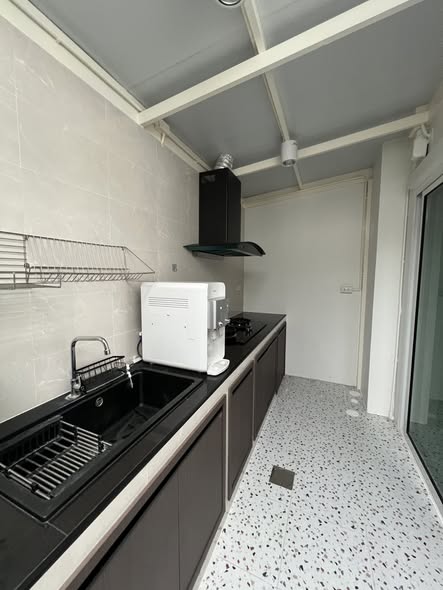 High-Floor River View 2-Bed Condo at Manor Sanambinnam