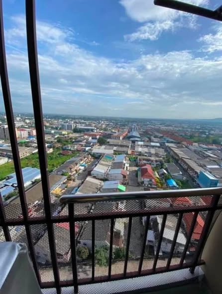 Renovated High-Floor Studio at City Resort Phasawang Hat Yai