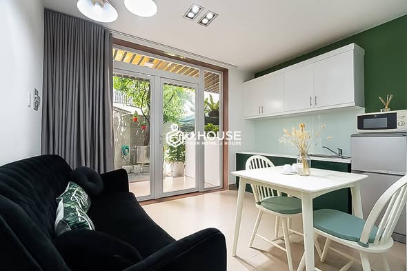 FOR RENT | GROUND FLOOR STUDIO WITH PRIVATE YARD | DISTRICT 3