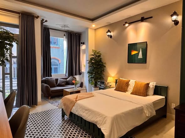 Brand-New Fully Furnished 1-Bedroom Apartment with Private Balcony in Me Linh Area