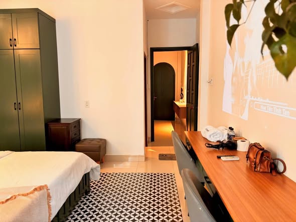 Brand-New Fully Furnished 1-Bedroom Apartment with Private Balcony in Me Linh Area