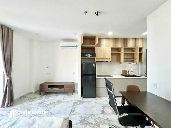 🌟 Spacious Studio with Private Balcony – Bui Dinh Tuy, Binh Thanh 🌟
