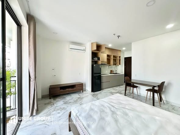 🌟 Spacious Studio with Private Balcony – Bui Dinh Tuy, Binh Thanh 🌟