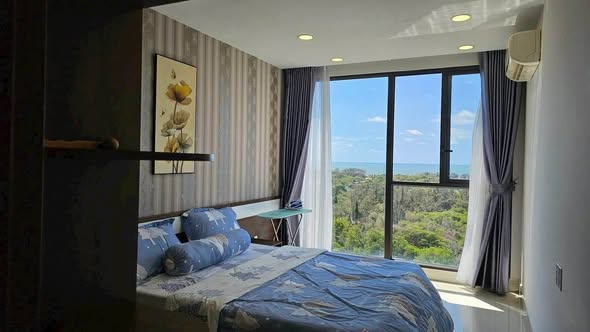 High-Floor 2-Bedroom Sea-View Apartment at Gateway